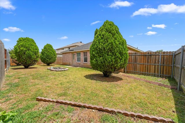 5311 Freestone Drive, Grand Prairie, TX 75052