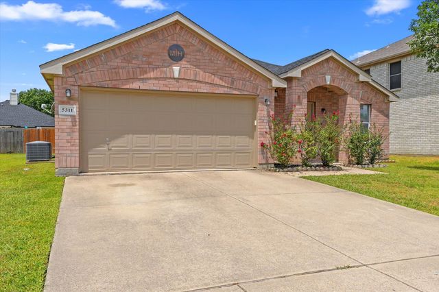 5311 Freestone Drive, Grand Prairie, TX 75052