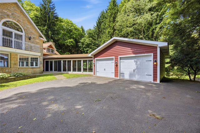 2541 Springfield Pike, Bullskin Twp, PA 15425