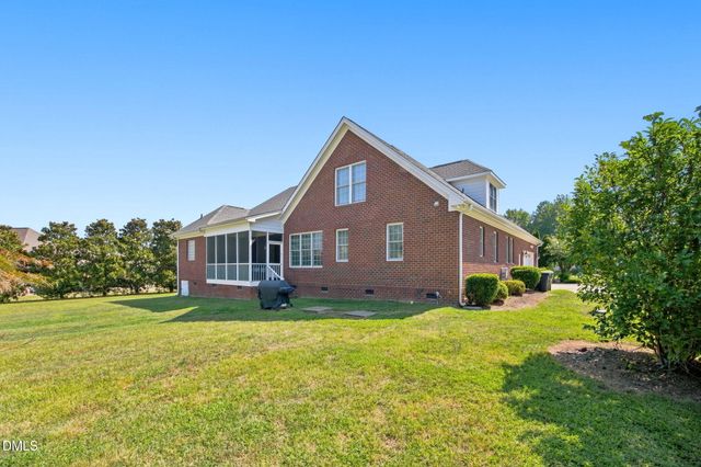 5120 Bartizan Drive, Holly Springs, NC 27540