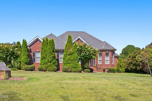 5120 Bartizan Drive, Holly Springs, NC 27540