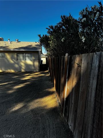 1812 Calico, Barstow, CA 92311