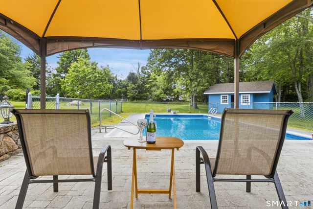 13 Donnelly Drive, New Fairfield, CT 06812