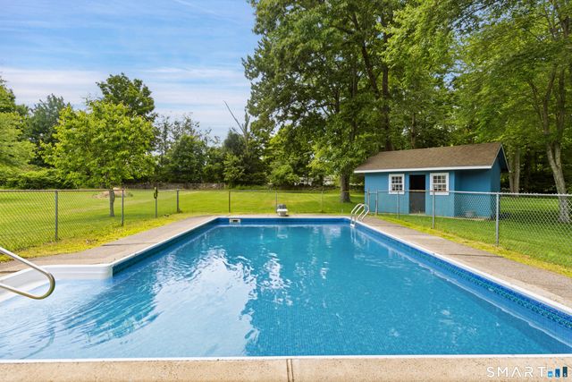 13 Donnelly Drive, New Fairfield, CT 06812