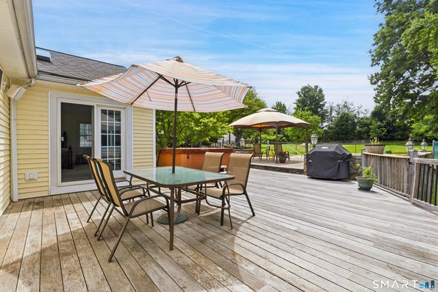 13 Donnelly Drive, New Fairfield, CT 06812