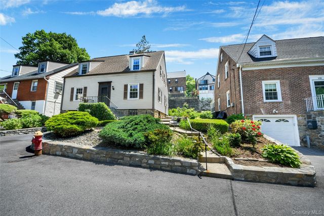 136 Midland Avenue, Yonkers, NY 10705