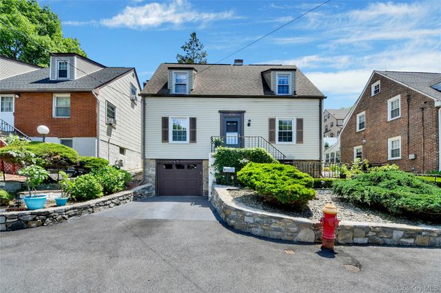 136 Midland Avenue, Yonkers, NY 10705