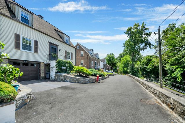 136 Midland Avenue, Yonkers, NY 10705