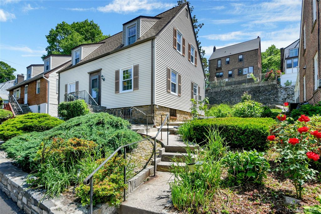 136 Midland Avenue, Yonkers, NY 10705