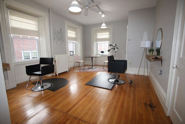 122 Elm St, Millbury, MA 01527