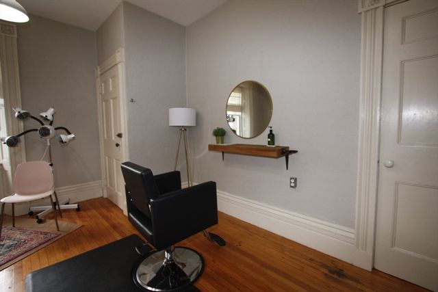 122 Elm St, Millbury, MA 01527