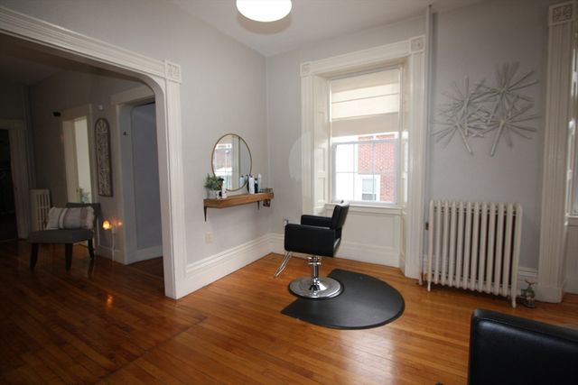 122 Elm St, Millbury, MA 01527