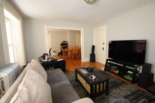 122 Elm St, Millbury, MA 01527
