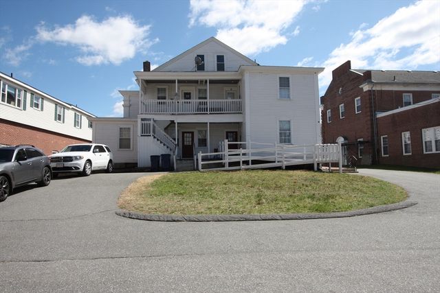 122 Elm St, Millbury, MA 01527