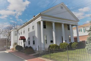 122 Elm St, Millbury, MA 01527