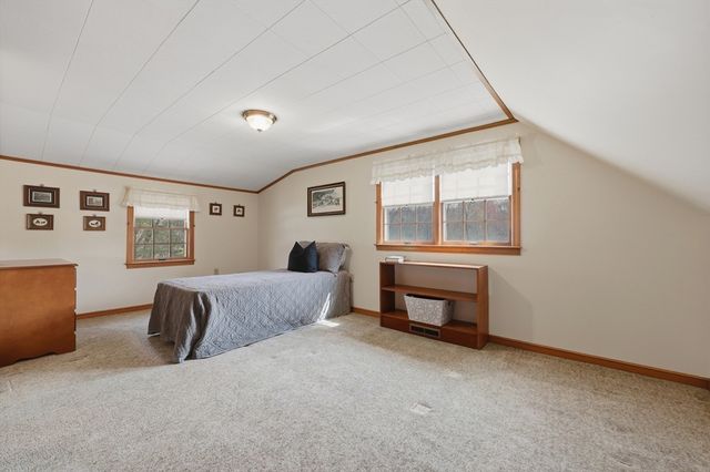 70 Oakcrest Ave, Marlborough, MA 01752