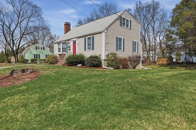 70 Oakcrest Ave, Marlborough, MA 01752