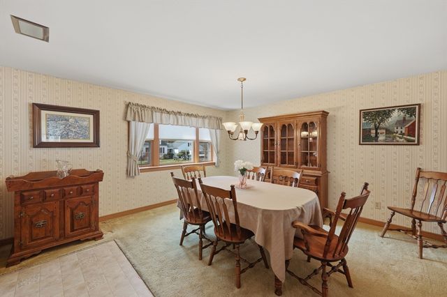 70 Oakcrest Ave, Marlborough, MA 01752