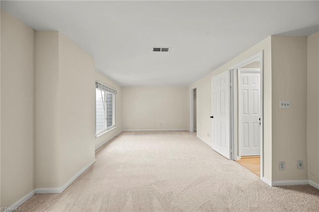 169 Golfview Drive, Advance, NC 27006