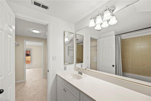 169 Golfview Drive, Advance, NC 27006