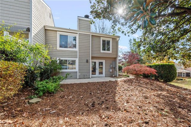 169 Golfview Drive, Advance, NC 27006