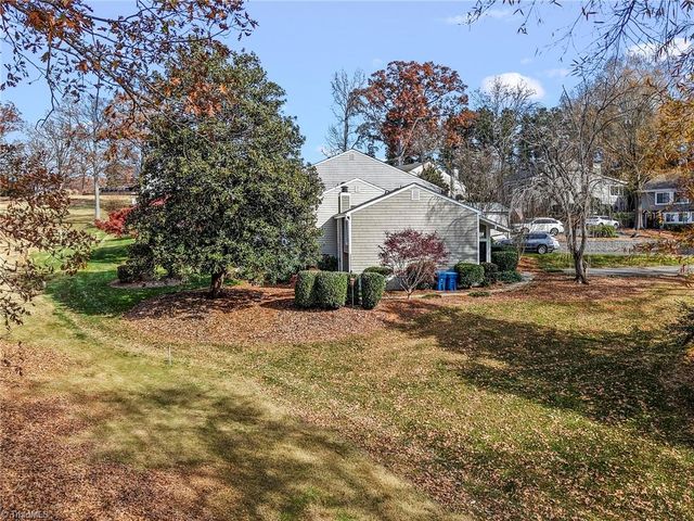 169 Golfview Drive, Advance, NC 27006