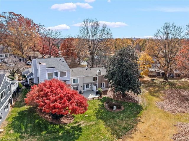 169 Golfview Drive, Advance, NC 27006