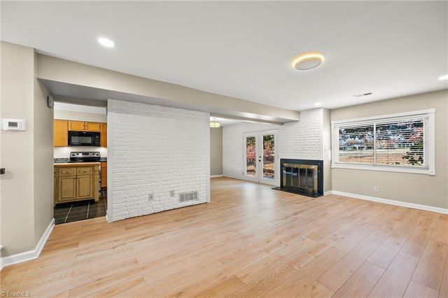 169 Golfview Drive, Advance, NC 27006