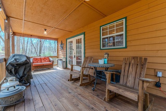33 Hamlet Circle, Murphy, NC 28906