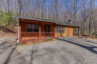 33 Hamlet Circle, Murphy, NC 28906