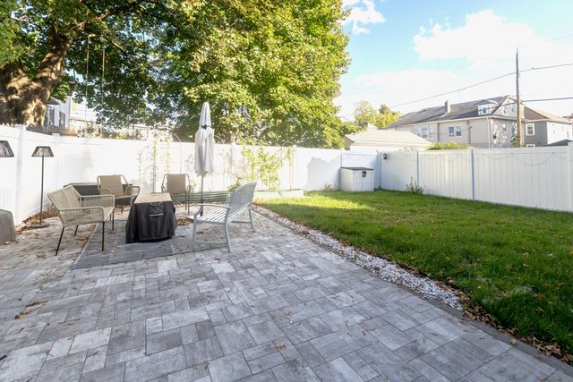 73 Clematis St, Providence, RI 02908