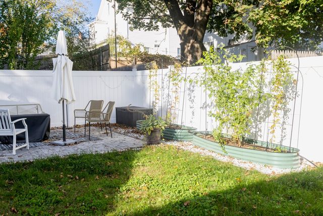 73 Clematis St, Providence, RI 02908