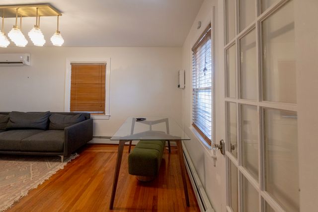73 Clematis St, Providence, RI 02908