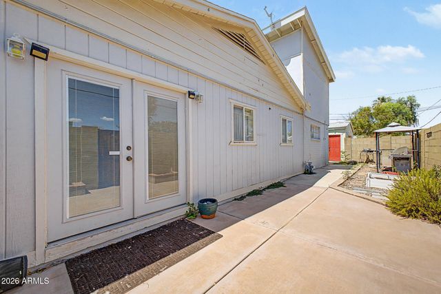 410 W PARKWAY Boulevard, Tempe, AZ 85281