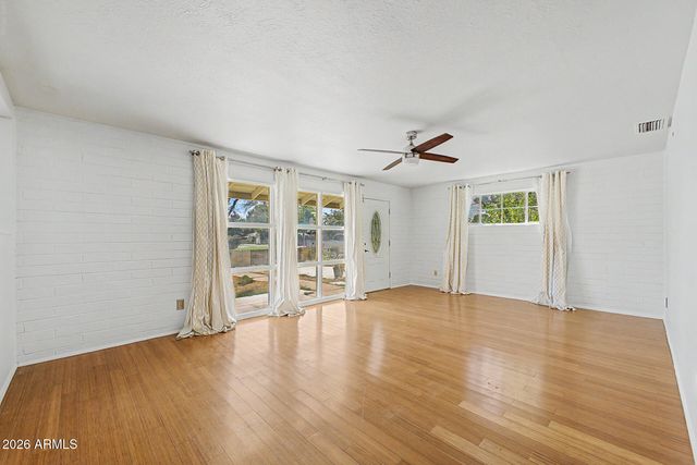 410 W PARKWAY Boulevard, Tempe, AZ 85281