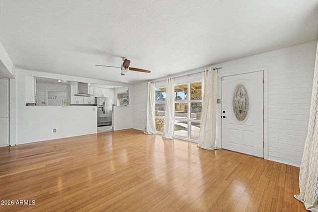 410 W PARKWAY Boulevard, Tempe, AZ 85281