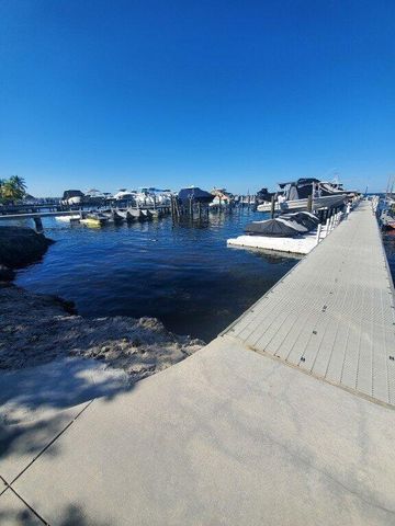 104350 Overseas Hwy Apt A406 Slip 25, Key Largo, FL 33037