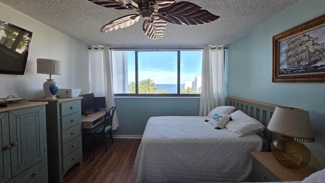 104350 Overseas Hwy Apt A406 Slip 25, Key Largo, FL 33037