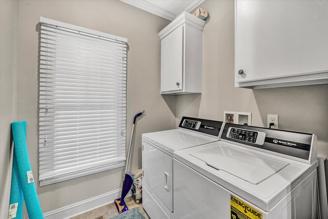 80 Pinewood DR, Penhook, VA 24137