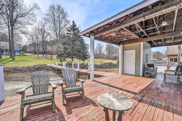 80 Pinewood DR, Penhook, VA 24137