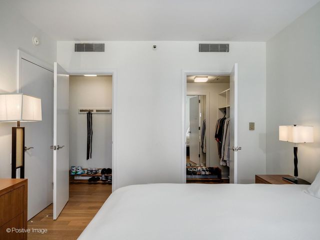 161 E Chicago Avenue 26G, Chicago, IL 60611