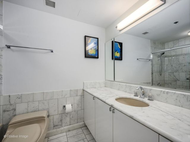161 E Chicago Avenue 26G, Chicago, IL 60611
