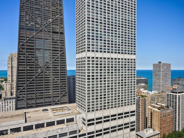 161 E Chicago Avenue 26G, Chicago, IL 60611