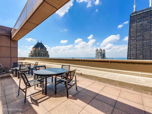 161 E Chicago Avenue 26G, Chicago, IL 60611