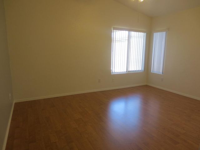 2016 E Bluefield Avenue, Phoenix, AZ 85022