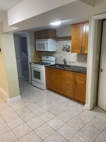 7843 NATCHEZ Avenue, Burbank, IL 60459