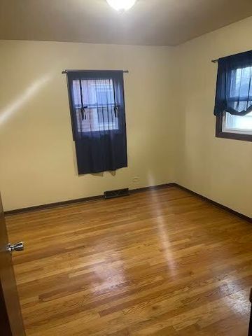 7843 NATCHEZ Avenue, Burbank, IL 60459