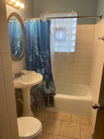 7843 NATCHEZ Avenue, Burbank, IL 60459