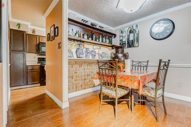 7313 Gulf Freeway 1011, Houston, TX 77017