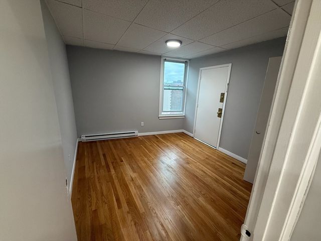 83 Haven Street 3C, Reading, MA 01867